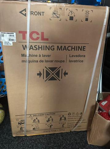 Gloednieuwe TCL wasmachine wit - in doos beschikbaar voor biedingen