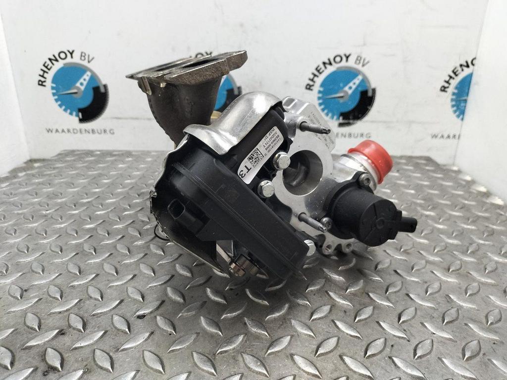 NISSAN QASHQAI TURBO 2021, Ophalen of Verzenden, Gebruikt, Stiba lid