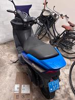 Scooter - loopt en rijdt, opknapper of ruilen retro scooter, Fietsen en Brommers, Brommeronderdelen | Scooters, Ophalen, Gebruikt