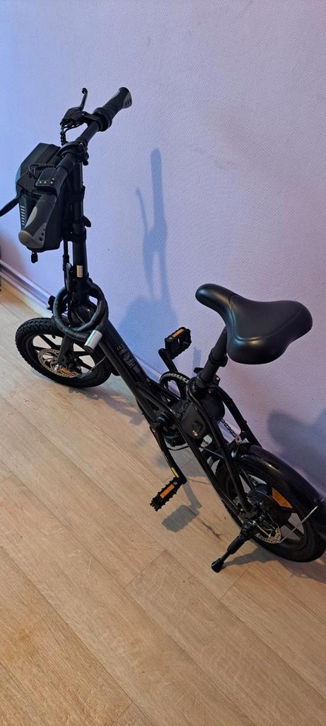 Elektrische fiets niet gebruikt, Fietsen en Brommers, Elektrische fietsen, Zo goed als nieuw, Overige merken, 50 km per accu of meer