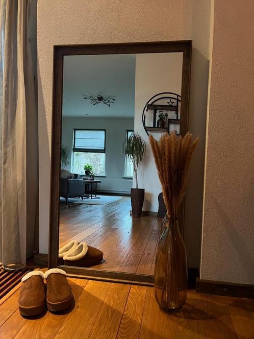 Luxe spiegel van massief eikenhout voor maar € 95,-, Huis en Inrichting, Woonaccessoires | Spiegels, Nieuw, 50 tot 75 cm, 100 tot 150 cm