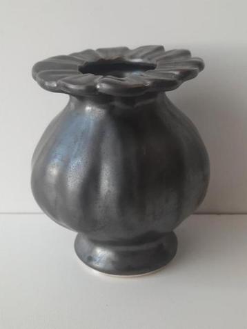 Villa Pottery vaas 'Sophie' , 12 cm hoog beschikbaar voor biedingen