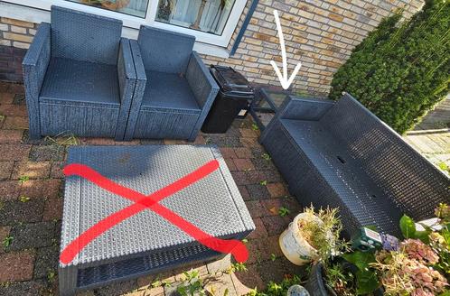 Tuinsetje gratis af te halen, Tuin en Terras, Tuinsets en Loungesets, Gebruikt, Tuinset, Kunststof, 4 zitplaatsen, Bank, Bijzettafel