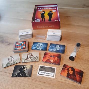 White Goblin | Codenames familiespel beschikbaar voor biedingen