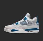 Nike Air Jordan 4 Retro Military Blue (2024) 45, Kleding | Heren, Schoenen, Nieuw, Jordan, Ophalen of Verzenden, Wit