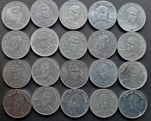 20 Voetballers Oranje 1970 Shell, Postzegels en Munten, Penningen en Medailles, Overige materialen, Nederland, Verzenden