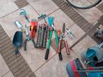 Diverse tuin gereedschap, Ophalen