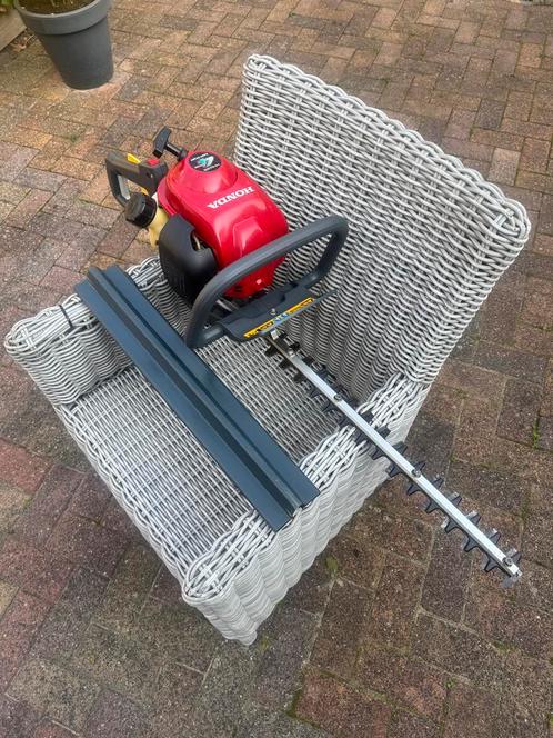Krachtige Honda Heggenschaar , als Stihl en Husqvarna ., Tuin en Terras, Heggenscharen, Zo goed als nieuw, Benzine, Ophalen of Verzenden