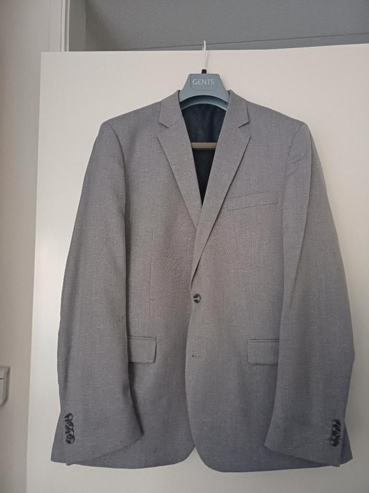 Driedelig pak grijs XL, Kleding | Heren, Kostuums en Colberts, Zo goed als nieuw, Maat 56/58 (XL), Grijs, Ophalen