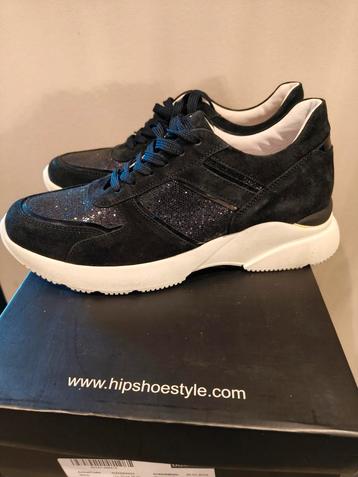 Hip sneakers nieuw beschikbaar voor biedingen