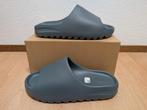 Adidas Yeezy YZY Slides Slate Marine maat 47 / 12, Kleding | Heren, Schoenen, Slippers, Blauw, Nieuw, Ophalen of Verzenden