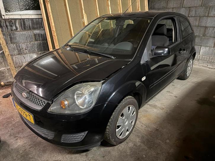 Ford fiesta 1.3 2007 3 deurs, Auto's, Peugeot, Particulier, Centrale vergrendeling, Climate control, Elektrische buitenspiegels