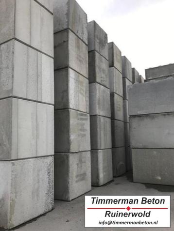 Megablok, Legoblokken, Bunker, Stapelblok, Silo, Betonblok beschikbaar voor biedingen