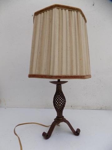 Tafellamp lamp metaal vintage koloniale stijl art deco  beschikbaar voor biedingen