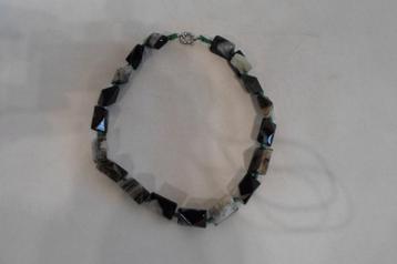 Ketting Agaat beschikbaar voor biedingen
