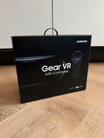 Samsung VR Gear met controller, Ophalen of Verzenden, Zo goed als nieuw, VR-bril, Telefoon