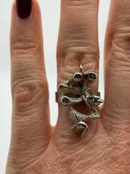A554 Prachtige zilveren brutalist ring maat 17,5, Ophalen of Verzenden, Zo goed als nieuw, X, Dame