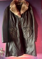 Super mooie en aparte leren jas 46 met mooie details 99,99€, Kleding | Dames, Jassen | Winter, Bruin, Maat 46/48 (XL) of groter