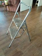 Keukentrapje, Ophalen