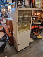 Vintage doktersvitrine industrieel jaren 50 60, Ophalen, Gebruikt, ,, ,