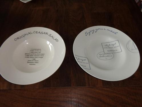 2 pasta borden Riviera Maison, Enjoy Your Meal en Original C, Huis en Inrichting, Keuken | Servies, Zo goed als nieuw, Bord(en)