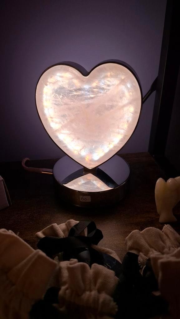 Rozenkwarts Lamp Hartvormig, Verzamelen, Mineralen en Fossielen, Ophalen of Verzenden