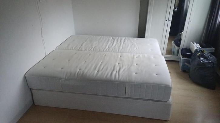 Gratis Boxspring (180x200) incl. Matrassen - Ophalen!, Huis en Inrichting, Slaapkamer | Matrassen en Bedbodems, Gebruikt, Matras