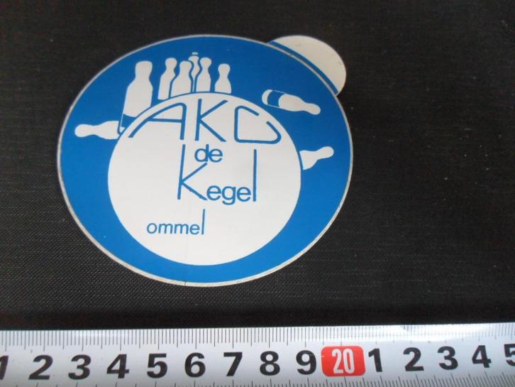 sticker ommel AKC de kegel - kegelen, Verzamelen, Stickers, Zo goed als nieuw, Bedrijf of Vereniging, Ophalen