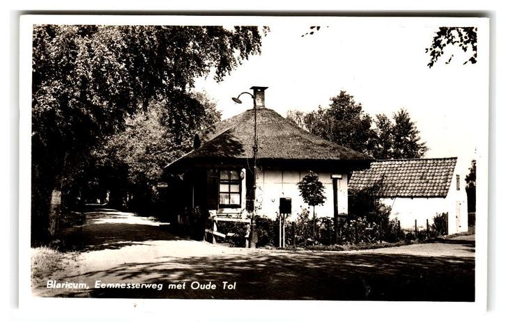 Blaricum, Eemnesserweg met Oude Tol, Verzamelen, Ansichtkaarten | Nederland, Gelopen, Noord-Holland, 1940 tot 1960, Ophalen of Verzenden