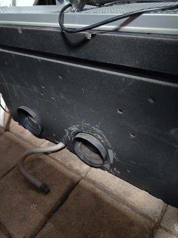 Afstandbediening gevraagd voor de airco op de foto's  beschikbaar voor biedingen