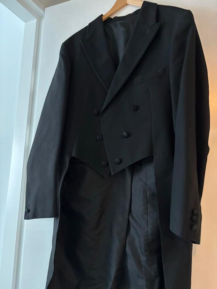 Handgemaakte Rokkostuum - Zware Stof, Kleding | Heren, Kostuums en Colberts, Zo goed als nieuw, Overige maten, Zwart, Ophalen of Verzenden