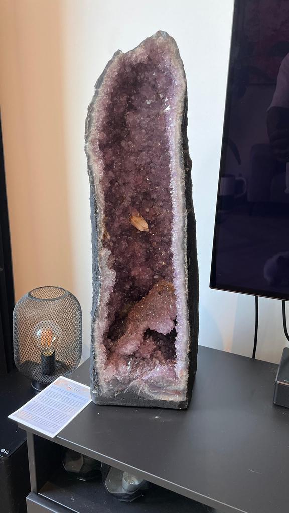 Prachtige Amethist Geode 33,64KG! Super zwaar!, Verzamelen, Mineralen en Fossielen, Mineraal, Ophalen