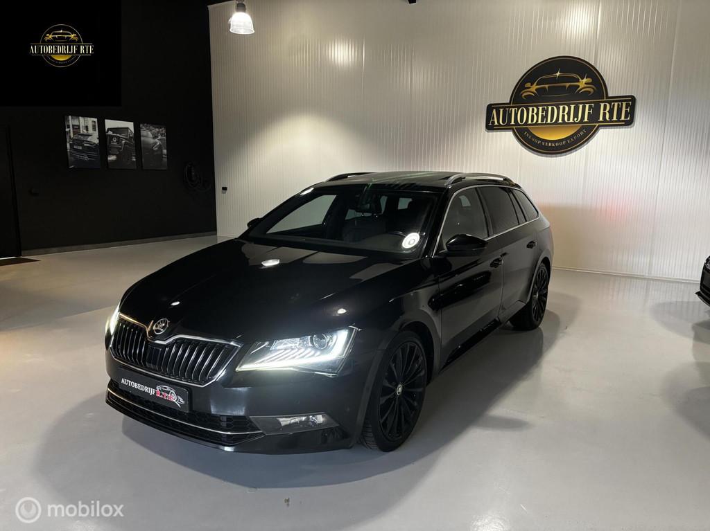 Skoda Superb 2.0 TSI 4x4 L&K VOL OPT Dealer onderh, Auto's, Skoda, Automaat, Gebruikt, 4 cilinders, 1984 cc