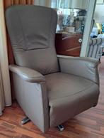 Draai fauteuil, Leer, Ophalen of Verzenden, Zo goed als nieuw, 50 tot 75 cm