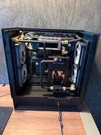 High end custom watercooled PC, Spelcomputers en Games, Games | Pc, Ophalen, Shooter, 1 speler, Zo goed als nieuw