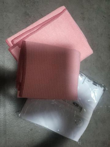 Jemako Droogdoek M + Profidoek S Wild Rose + Waszak beschikbaar voor biedingen