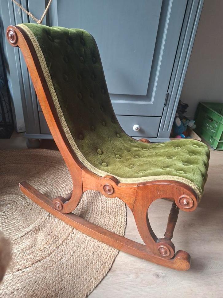Antieke kinderschommelstoel, Huis en Inrichting, Stoelen, Gebruikt, Eén, Stof, Overige kleuren, Ophalen