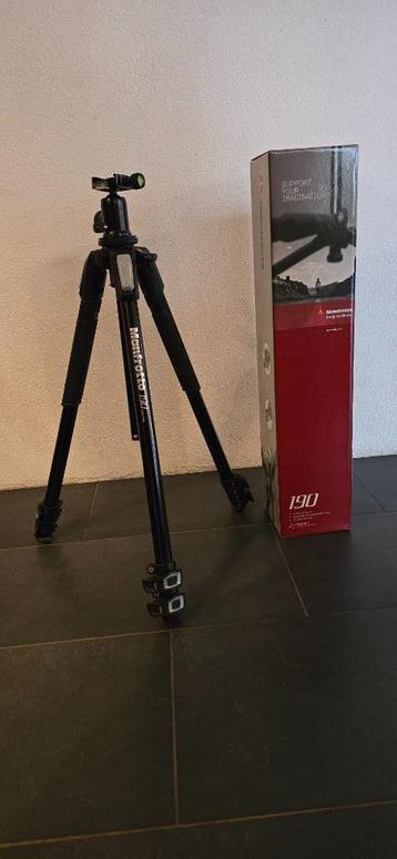 Manfrotto statief 190 MT190XPRO3 + Coman C0 balhoofd beschikbaar voor biedingen