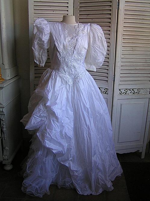 vintage trouwjurk maat 40 nr DD 911, Kleding | Dames, Trouwkleding en Trouwaccessoires, Gedragen, Trouwjurk, Wit, Verzenden