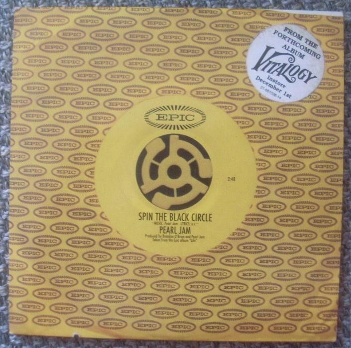 Pearl Jam - Spin The Black Circle / Tremor Christ (CD single, Cd's en Dvd's, Cd Singles, Zo goed als nieuw, Rock en Metal, 1 single