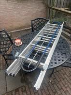 Nette alu vlizotrap, Doe-het-zelf en Verbouw, Ladders en Trappen, Trap, Ophalen of Verzenden, Zo goed als nieuw, Opvouwbaar of Inschuifbaar