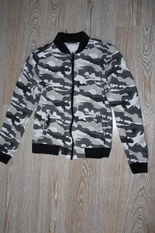 Cool Cat camouflage vest maat XS, Kinderen en Baby's, Kinderkleding | Maat 176, Zo goed als nieuw, Jongen, Trui of Vest, Ophalen of Verzenden