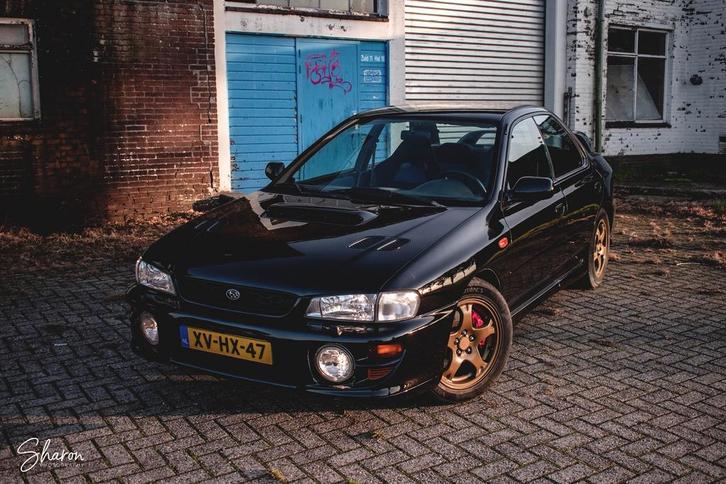 Subaru Impreza 2.0 GT Turbo AWD 1999 Zwart stars 25, Auto's, Subaru, Particulier, 4x4, Benzine, Sedan, Handgeschakeld, Origineel Nederlands