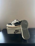 Travis scott low olive, Kleding | Heren, Schoenen, Ophalen of Verzenden, Zo goed als nieuw, Overige kleuren