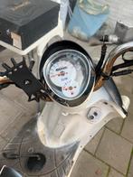 Sym Mio 2011 - Opknapper met blauwe kenteken, Ophalen, Gebruikt, Overige modellen, Maximaal 45 km/u