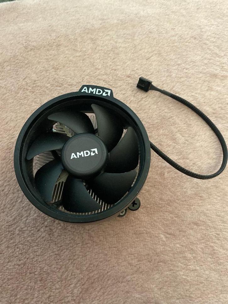 AMD Wraith Stealth CPU Cooler (AM4/AM5) - Zo goed als nieuw, Computers en Software, Computerkoelers, Zo goed als nieuw, Luchtkoeling
