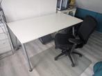 Bureau (160x80x77) met bureaustoel, Huis en Inrichting, Bureaus, Ophalen, Gebruikt, Bureau