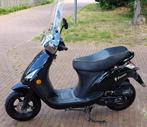 Senzo sp 50 Snorscooter 2016 / Zip look a like, Fietsen en Brommers, Snorfietsen en Snorscooters, Zo goed als nieuw, Benzine, Ophalen