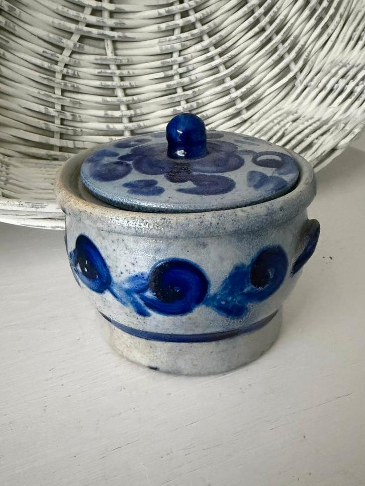 In zeer goede staat > Leuk keuls blauw potje met deksel, Antiek en Kunst, Antiek | Keramiek en Aardewerk, Verzenden