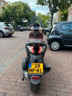Piaggio Beverly 350 Akrapovic+Full Malossi inruil mogelijk, Motoren, Scooter, Particulier, 12 t/m 35 kW, 350 cc